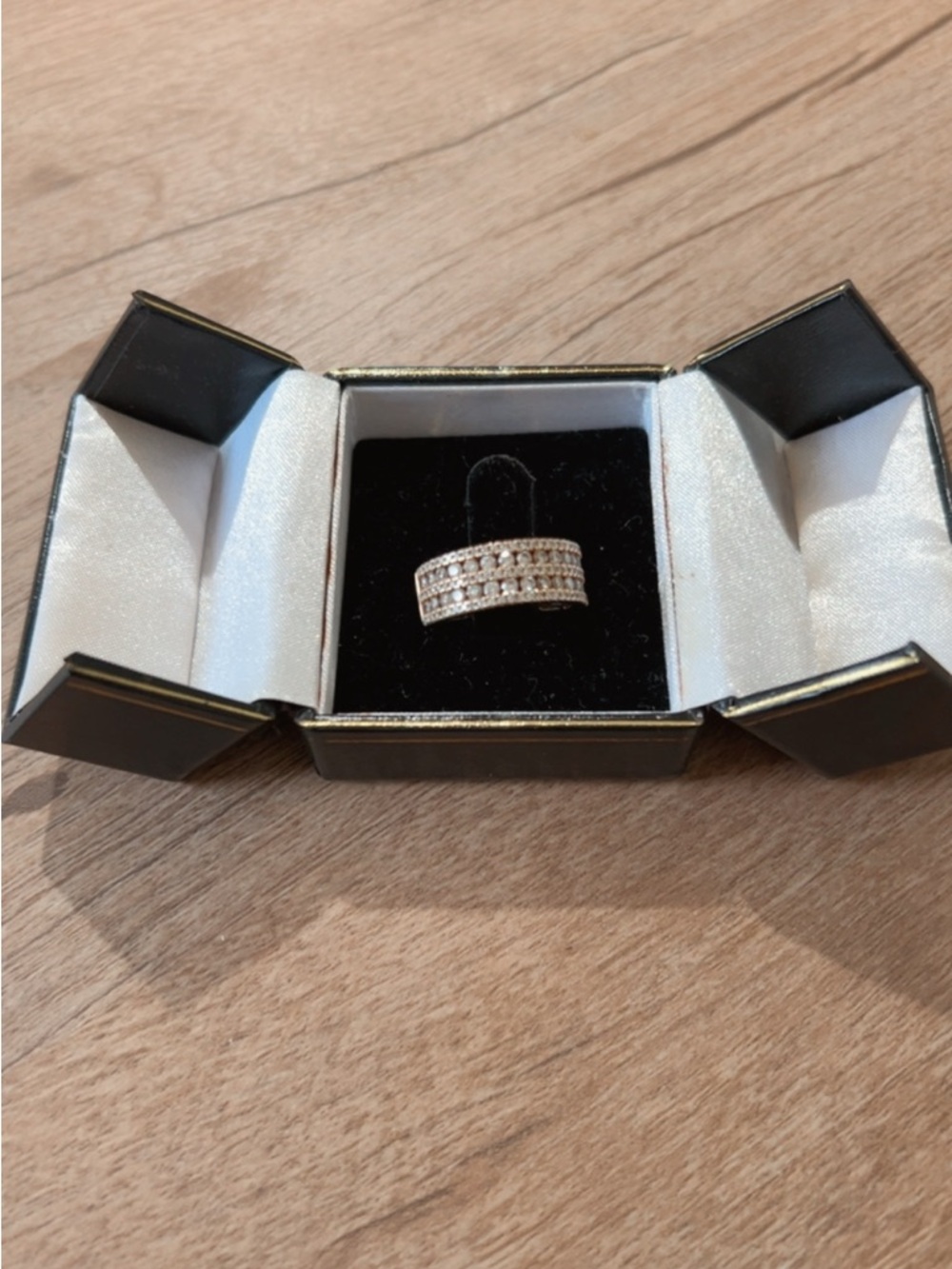 Elegant 14k White Gold engagement band-Women Jewelry